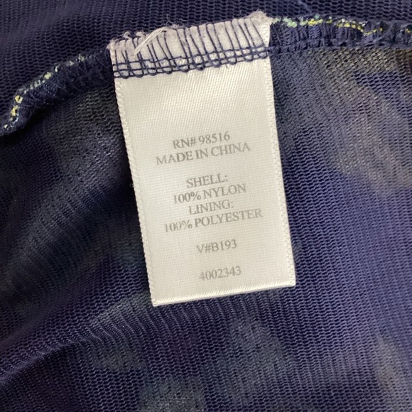 Coldwater Creek Navy Floral Faux Wrap Blouse 3/4 Sleeve Size M - Picture 7 of 7